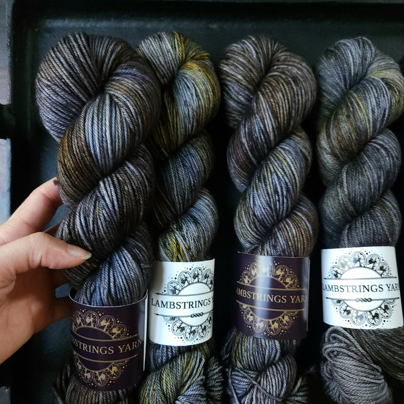 Tralala Sock- The Leaky Cauldron
