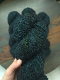 Cozy Boucle DK- Torn Bush