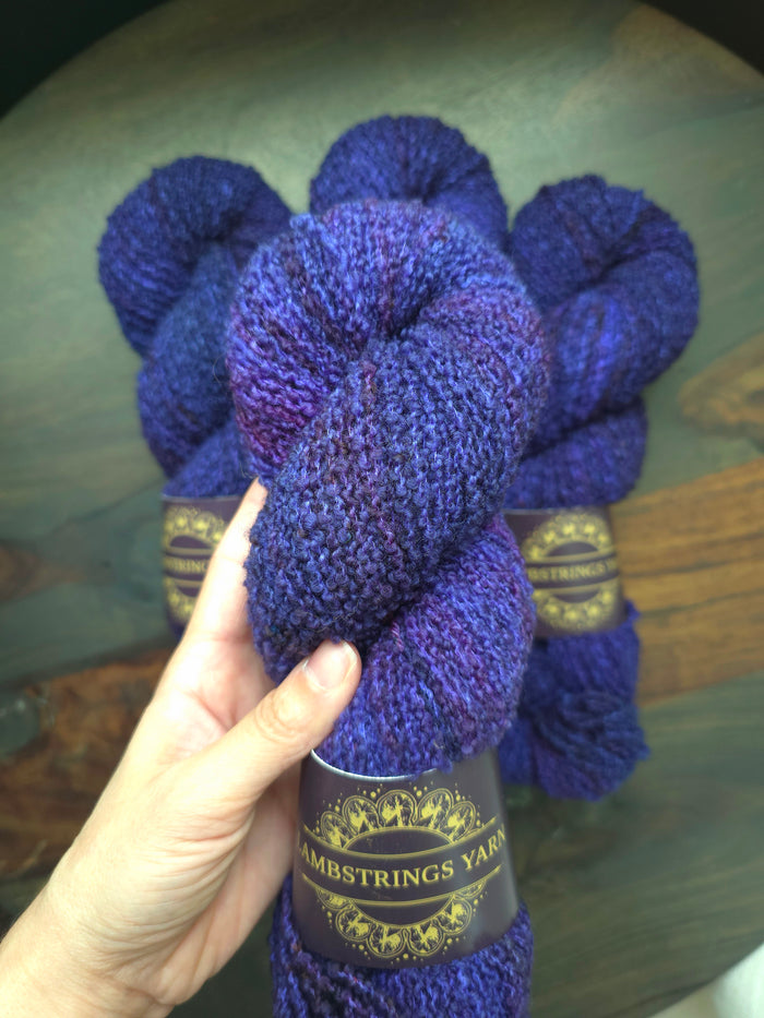 Cozy Boucle DK- Wolfsbane
