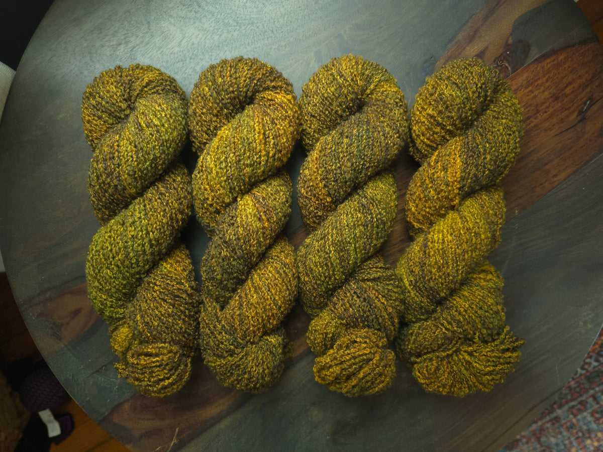 Cozy Boucle DK- Prosperity
